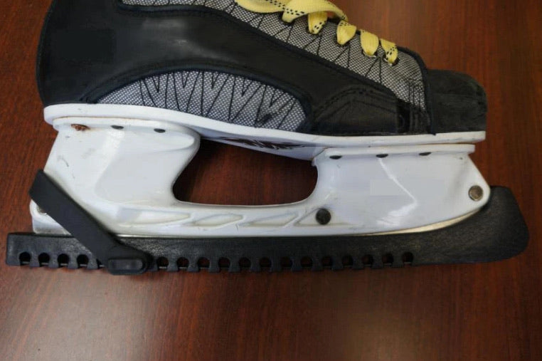 Hockey Skate Guard - Black Senior